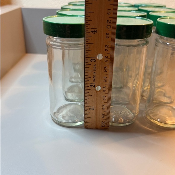 Set of 12 Vintage Glass Round Spice Jars W/ Green Lids, Approximately 4.5” Tall - Picture 4 of 8